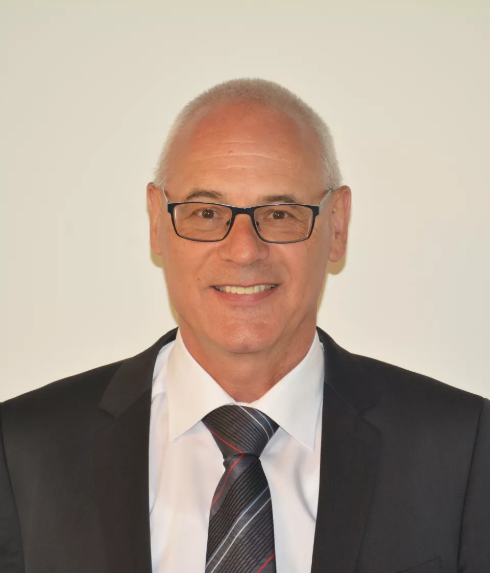 Benno_Hoegger.jpg Benno_Hoegger.jpg